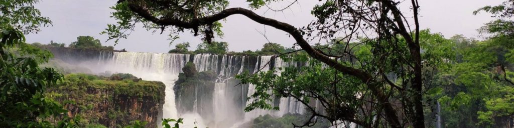 Cataratas del Iguazú circuito Inferior